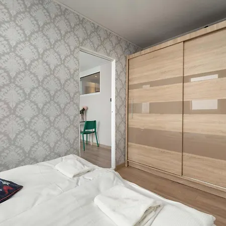 Апартаменты Functional With A View Of The In A Quiet Area Of By Renters *