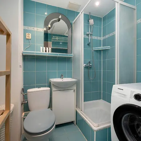 Апартаменты Functional With A View Of The In A Quiet Area Of By Renters *