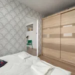 דירה Functional With A View Of The In A Quiet Area Of By Renters *