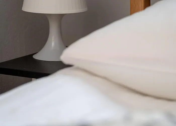 Functional With A View Of The In A Quiet Area Of By Renters * Breslavia